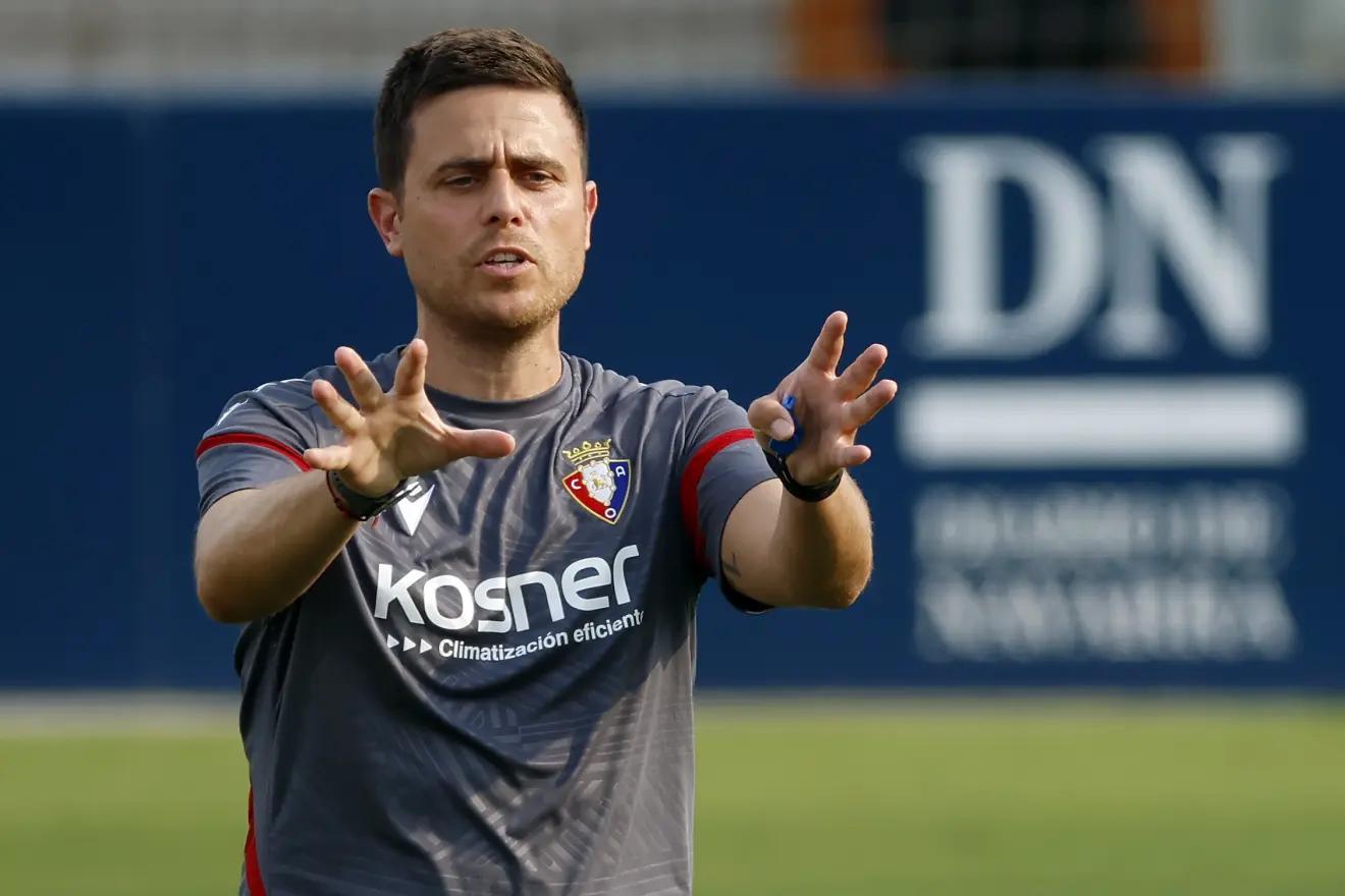 奥萨苏纳主帅：参加世俱杯皇马体能没受影响，状态反而更火热