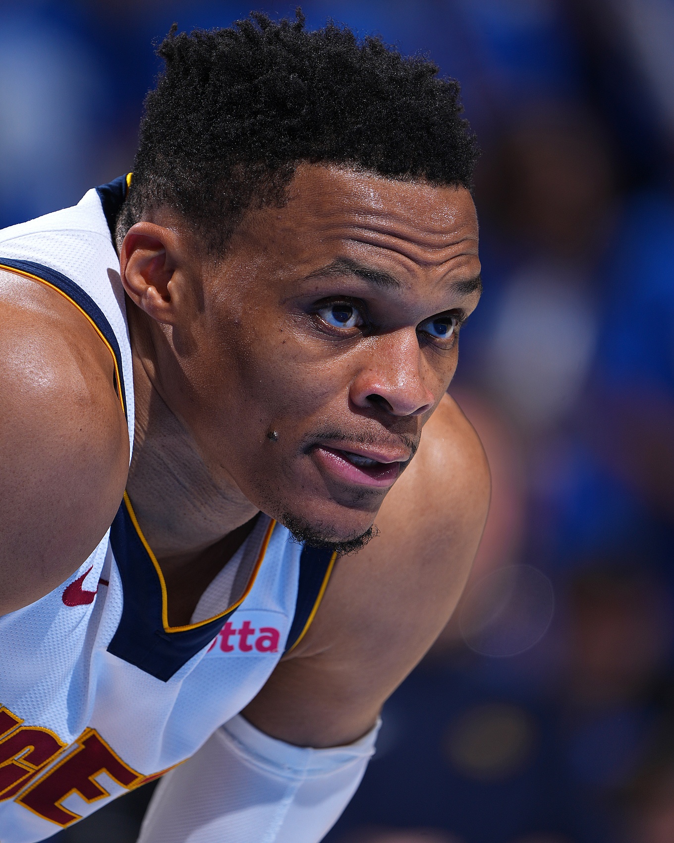 美媒分析：威少若常规赛揭幕时仍无合约，亦属正常