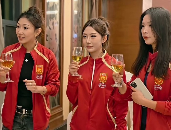 mk体育官网-得花钱买票！中日男足决战来了，安东尼奥有预案，拜合拉木引热议|U23|国足|乌兹别克足球|中国亚洲杯|中国男足_新浪体育_新浪新闻