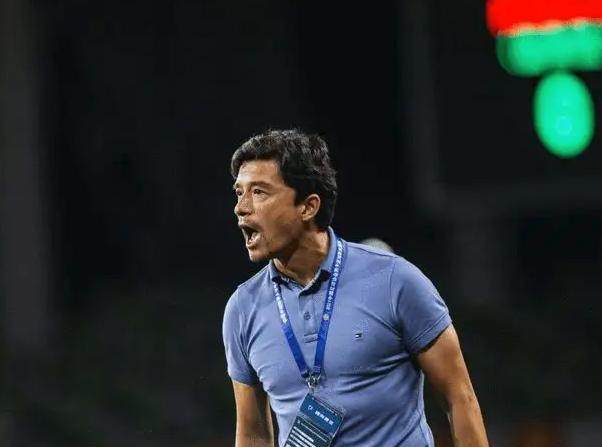 mk体育下载-【2022中超巡礼之大连人】羞涩之路 未来走向不明朗