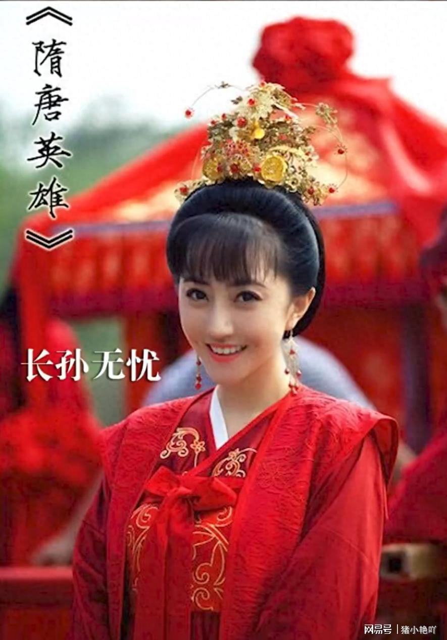 mk体育下载-女演员自曝：曾流产5次失去7个宝宝，如今43岁仍努力拼二胎！